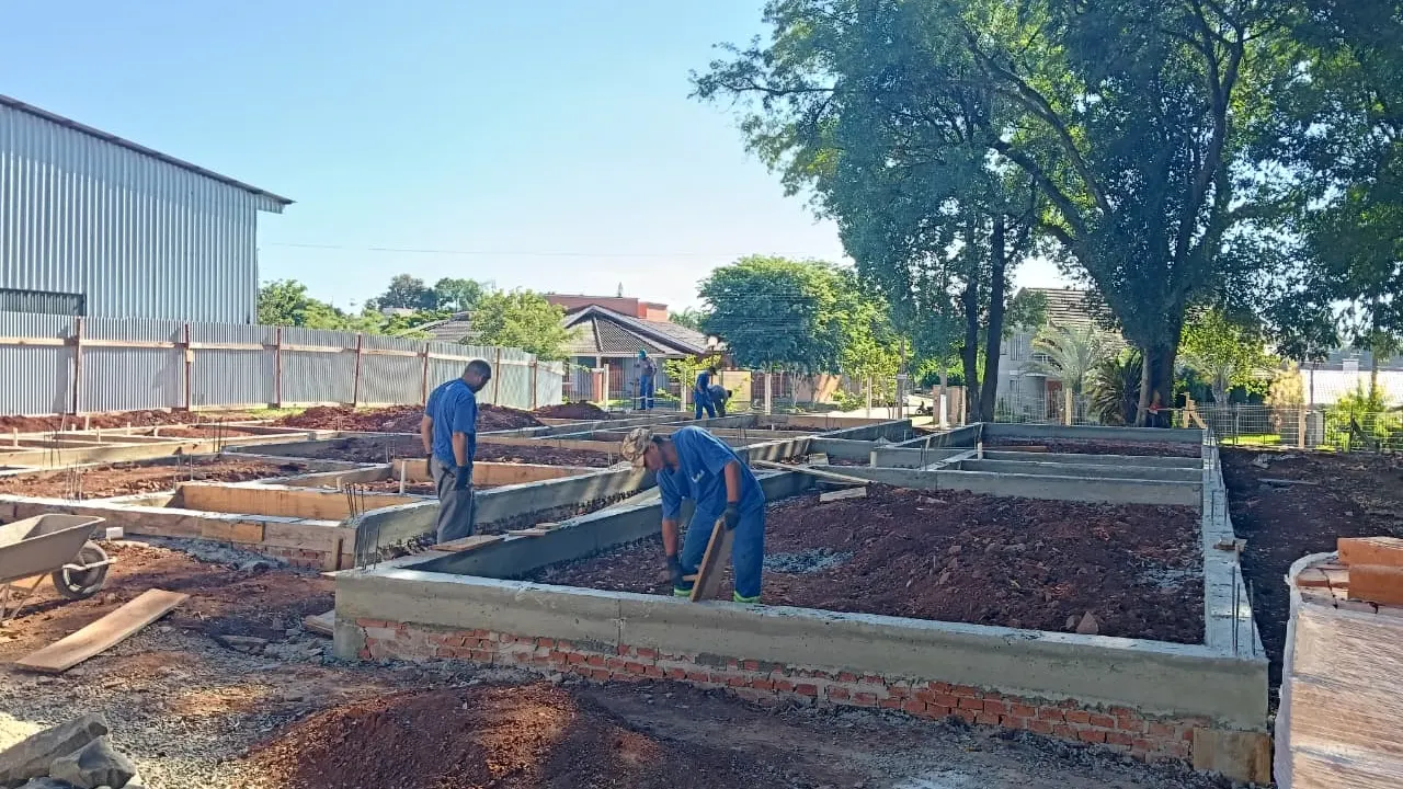 Construção do Centro-Dia do Idoso avança no Parque de Exposições em Santa Rosa
