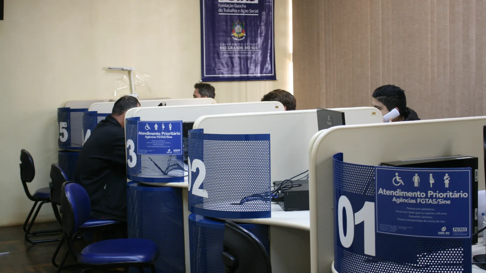 FGTAS/SINE de Santa Rosa divulga diversas oportunidades de emprego nesta semana