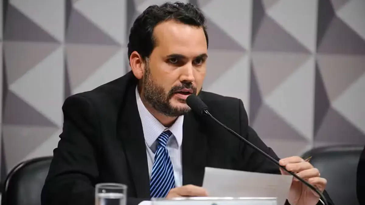 Petrobras anuncia renúncia do presidente do conselho de administração